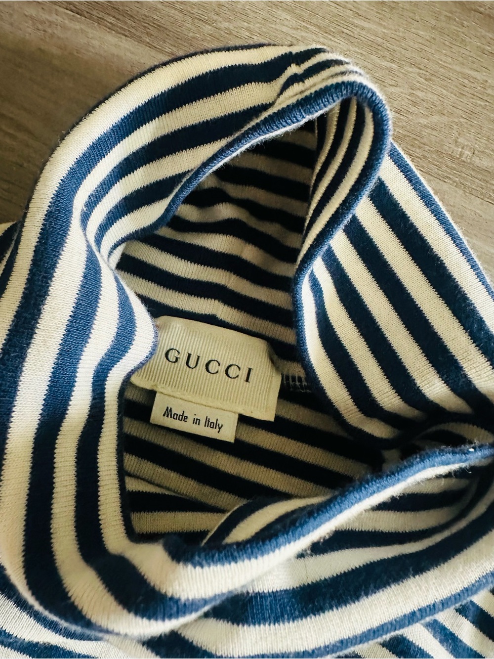 GUCCI Navy & White Striped Long Sleeve Youth Top with Red Branded Signature Logo - Picture 6 of 8